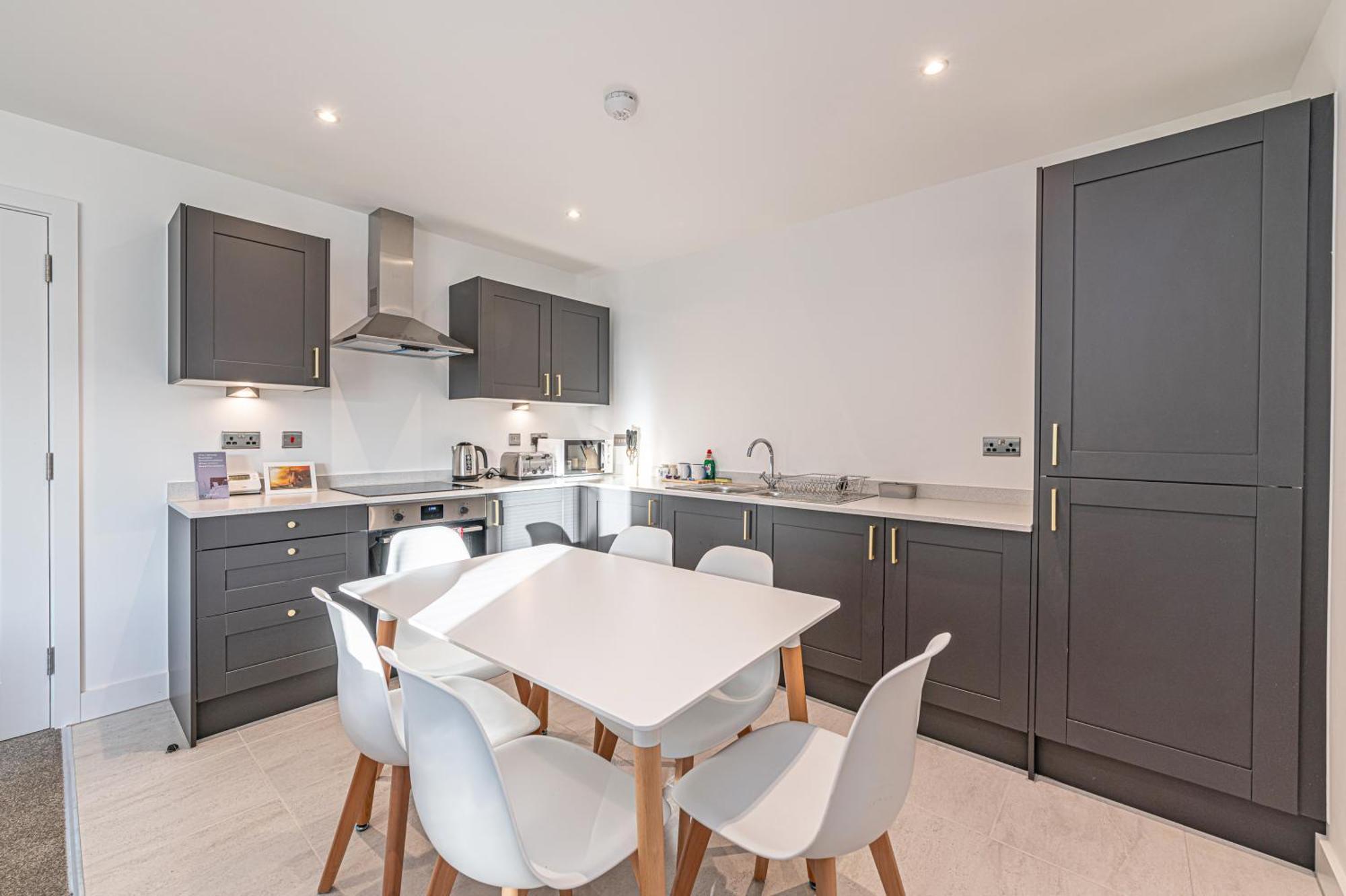 Gospel Heights Luxury Apartments With Parking Heswall Ngoại thất bức ảnh